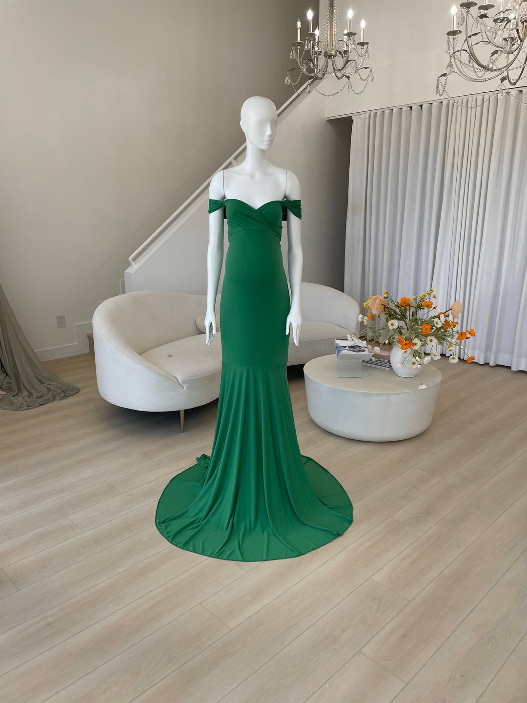 Flowey Photoshoot Dress | ANYUTA COUTURE Flowey Photoshoot Dress | ANYUTA COUTURE