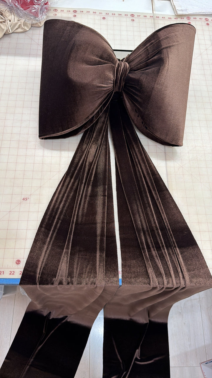 Velvet bow